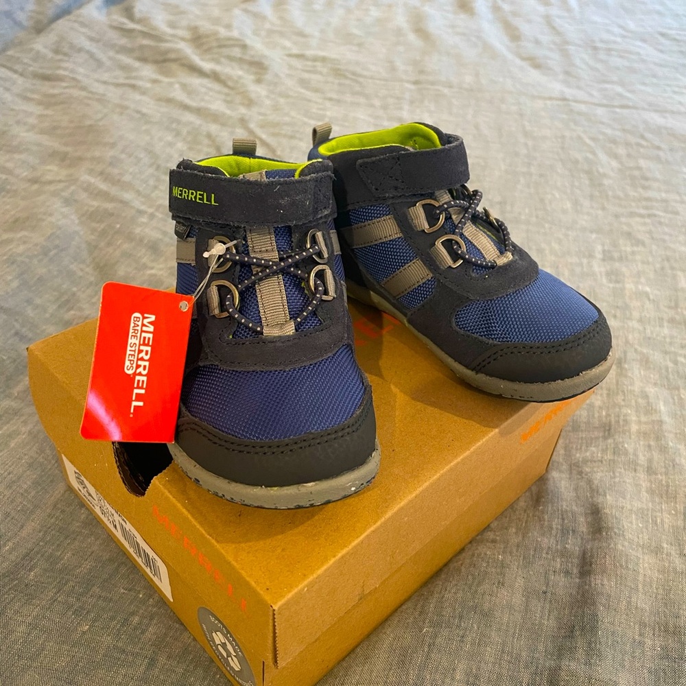 Merrell Bare Steps Ridge Hiker Kids Hiking Boots